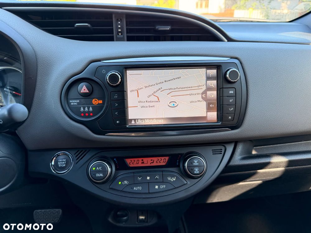 Toyota Yaris 1.33 Prestige MS - 25