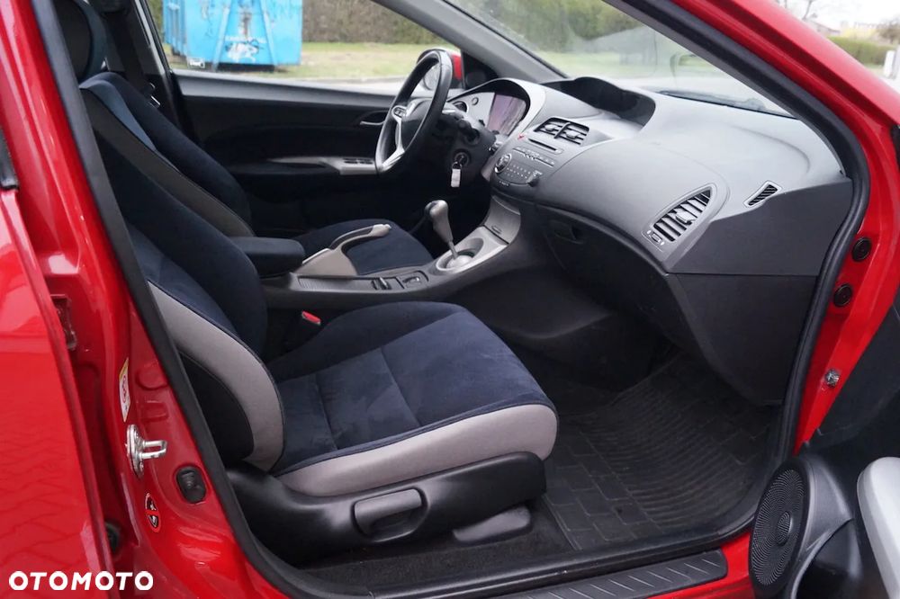 Honda Civic 2.2i-CTDi DPF Sport - 10