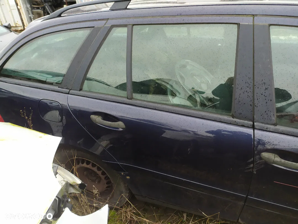 Drzwi tył prawe lewe Mercedes klasa C W203 kod lakieru 359