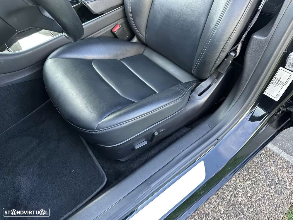 Tesla Model 3 - 36