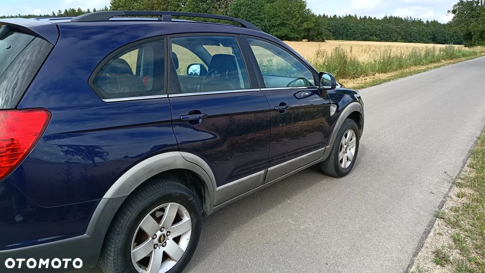 Chevrolet Captiva 2.4 LS 5os - 5