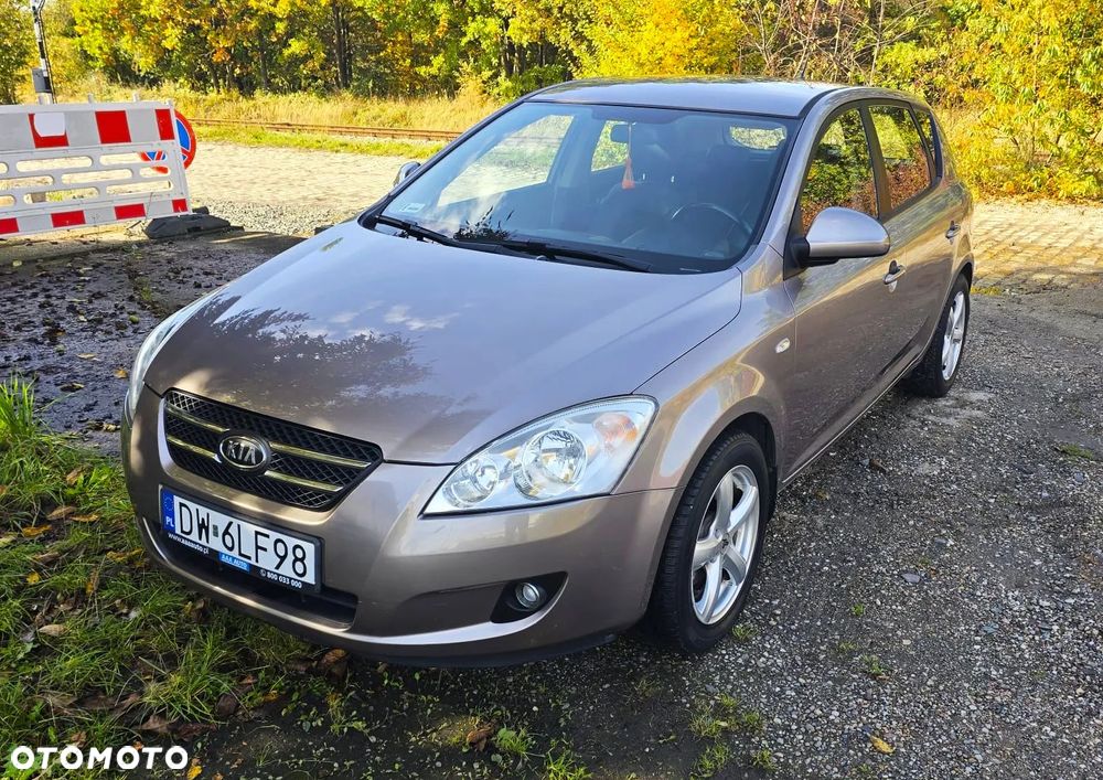 Kia Ceed Cee'd 1.4 Optimum + - 4