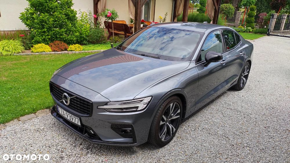Volvo S60 B4 B R-Design - 1