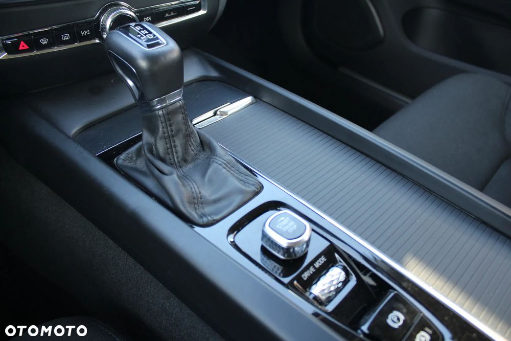 Volvo V60 D3 Geartronic Momentum Pro - 32