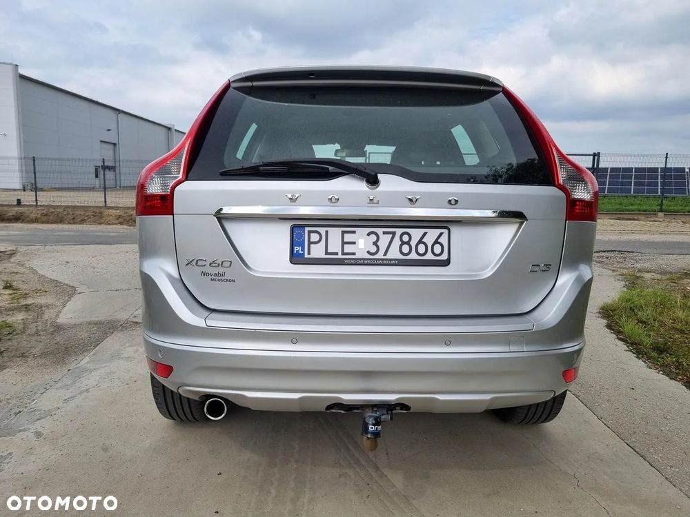 Volvo XC 60 - 4