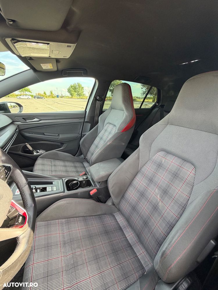 VOLKSWAGEN Golf 2020 — imagine 10