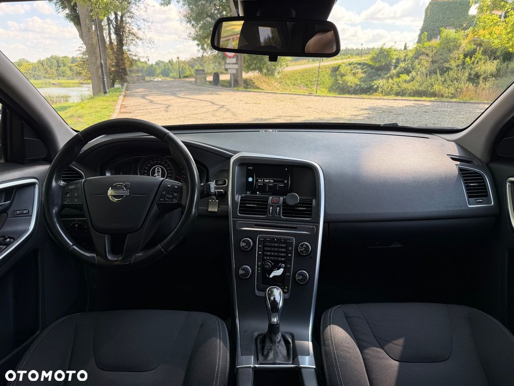 Volvo XC 60 D3 Geartronic Momentum - 5