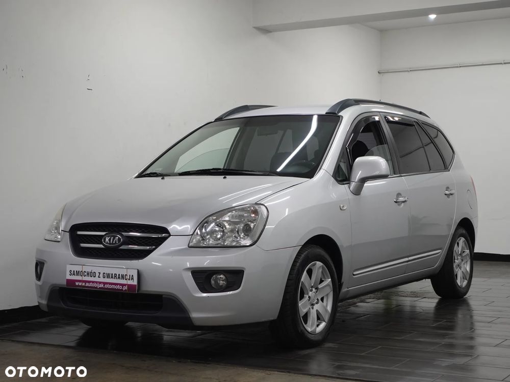 Kia Carens - 3