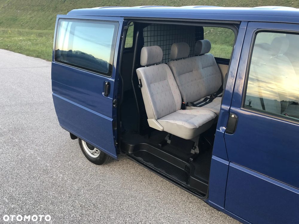 Volkswagen Transporter - 25