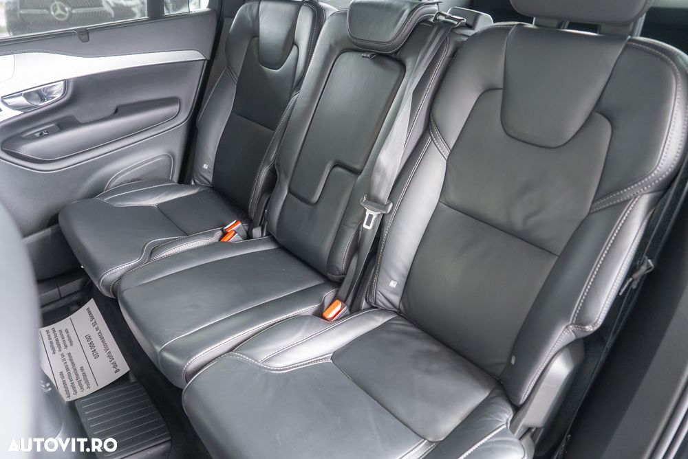 Volvo XC 90 Recharge T8 eAWD R-Design - 24