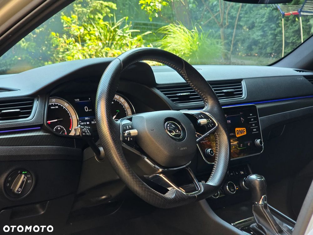Skoda Superb 2.0 TDI SCR Sportline DSG - 14