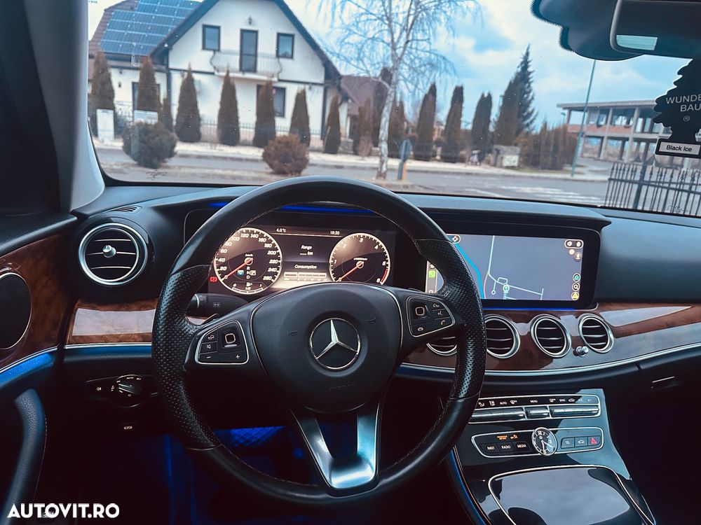 Mercedes-Benz E 220 d Aut. - 11