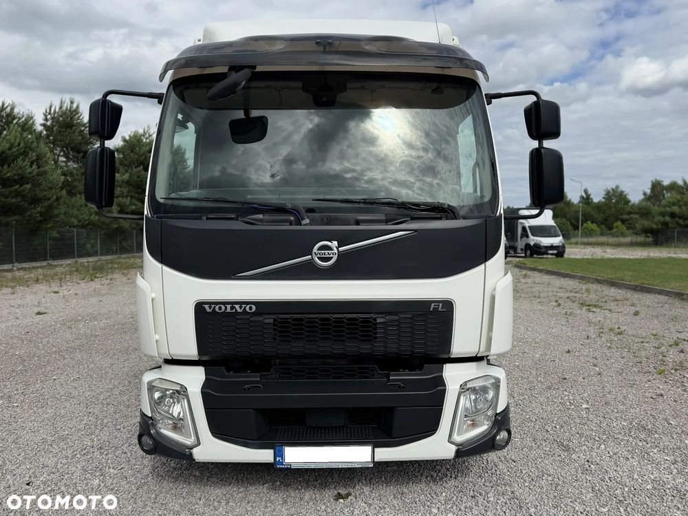 Volvo FL - 7
