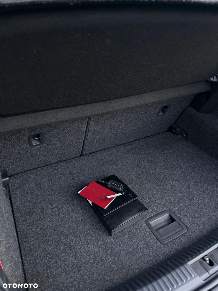 Volkswagen Polo - 7