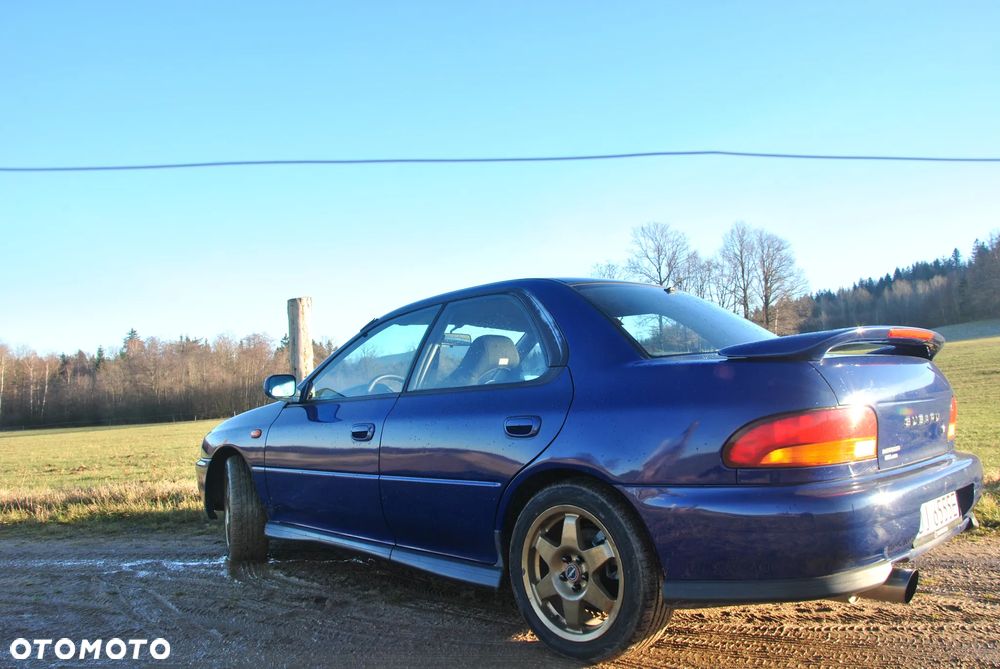Subaru Impreza 2.0 GT - 32