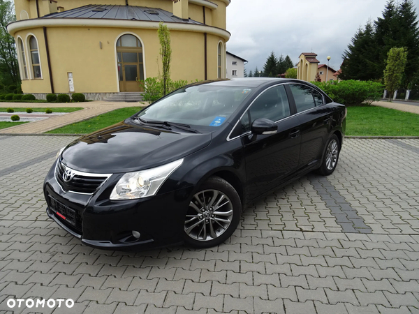 Toyota Avensis 1.8 Premium