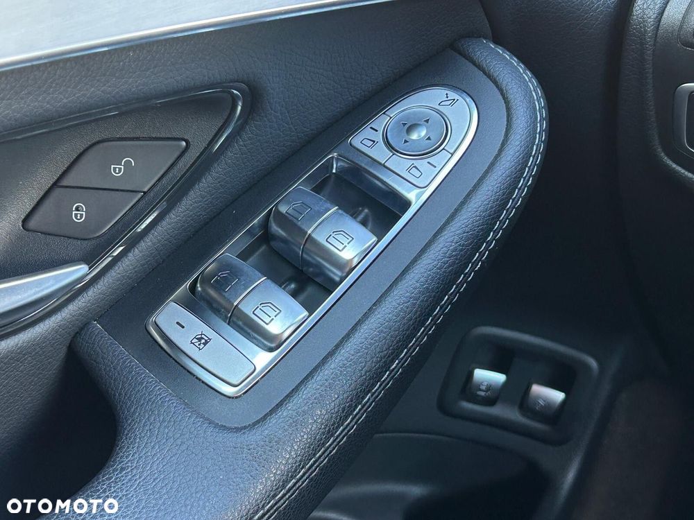 Mercedes-Benz GLC 300 e 4-Matic Business Edition - 20