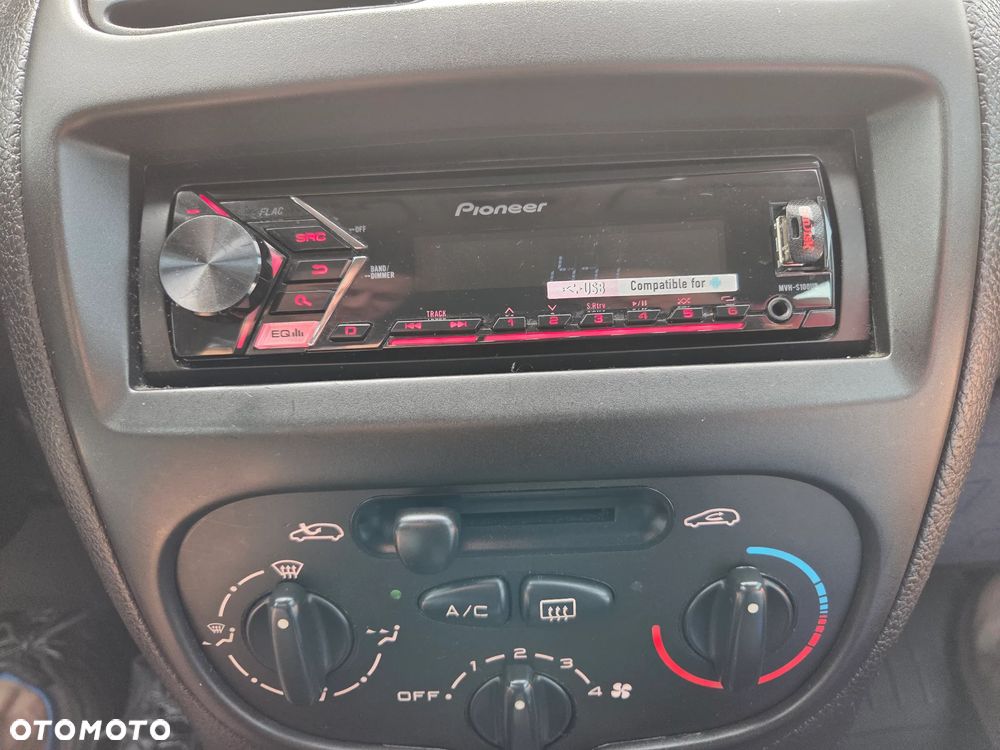 Peugeot 206 2.0 HDI Mistral - 20