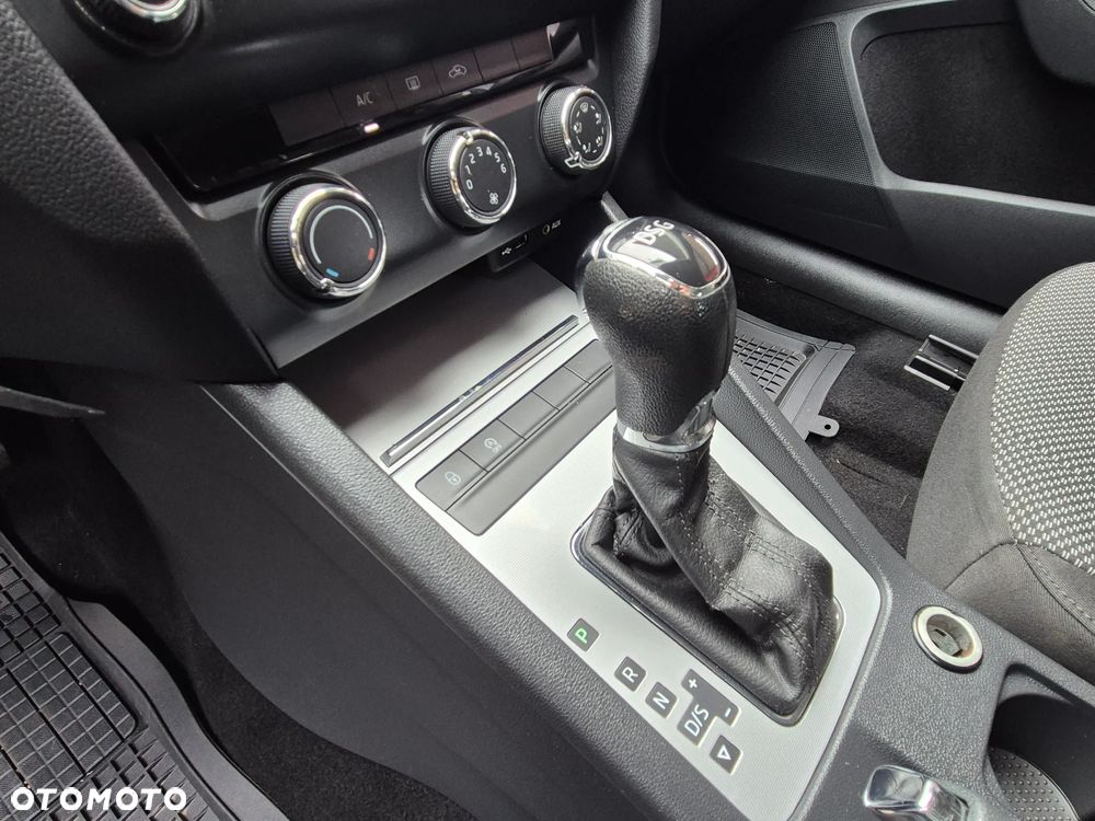 Skoda Octavia 1.6 TDI Edition DSG - 37