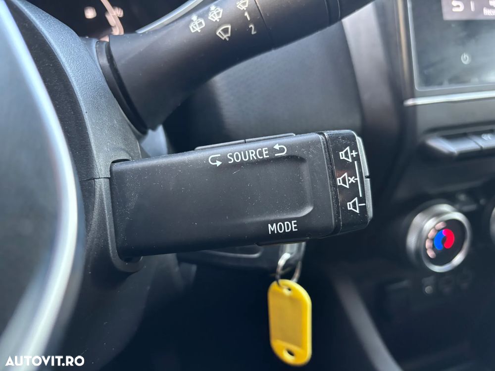 Renault Clio E-TECH Hybrid 140 BUSINESS EDITION - 22