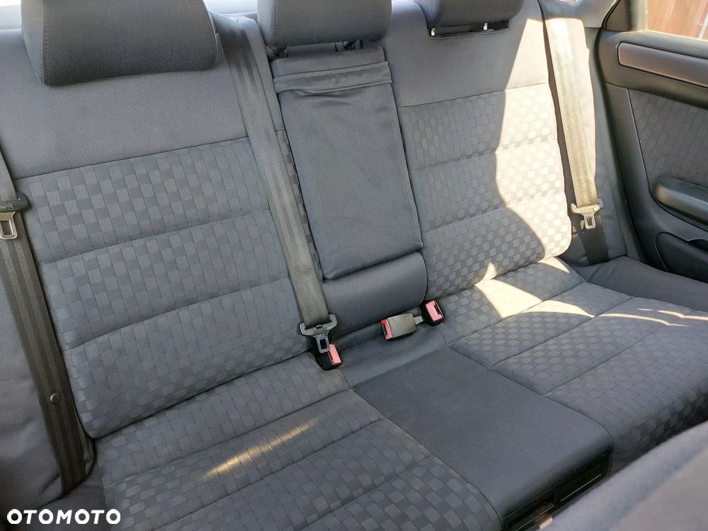 Audi A6 ver-1-8t - 6