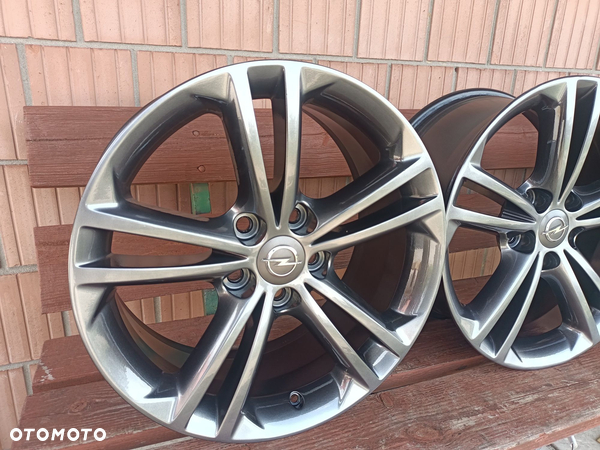 Felgi 5x120 R18 Opel