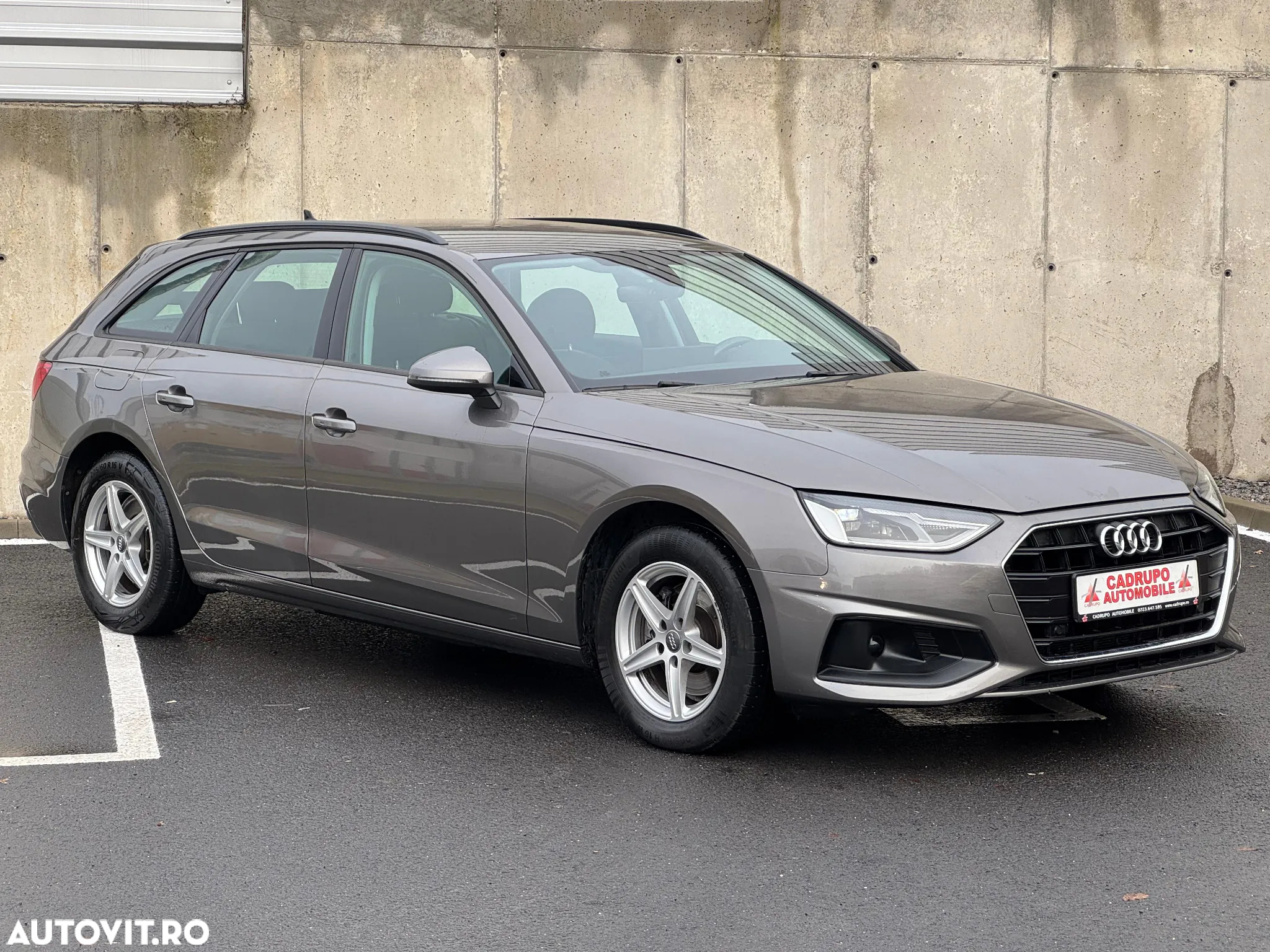 Audi A4 Avant 30 TDI S tronic - 3