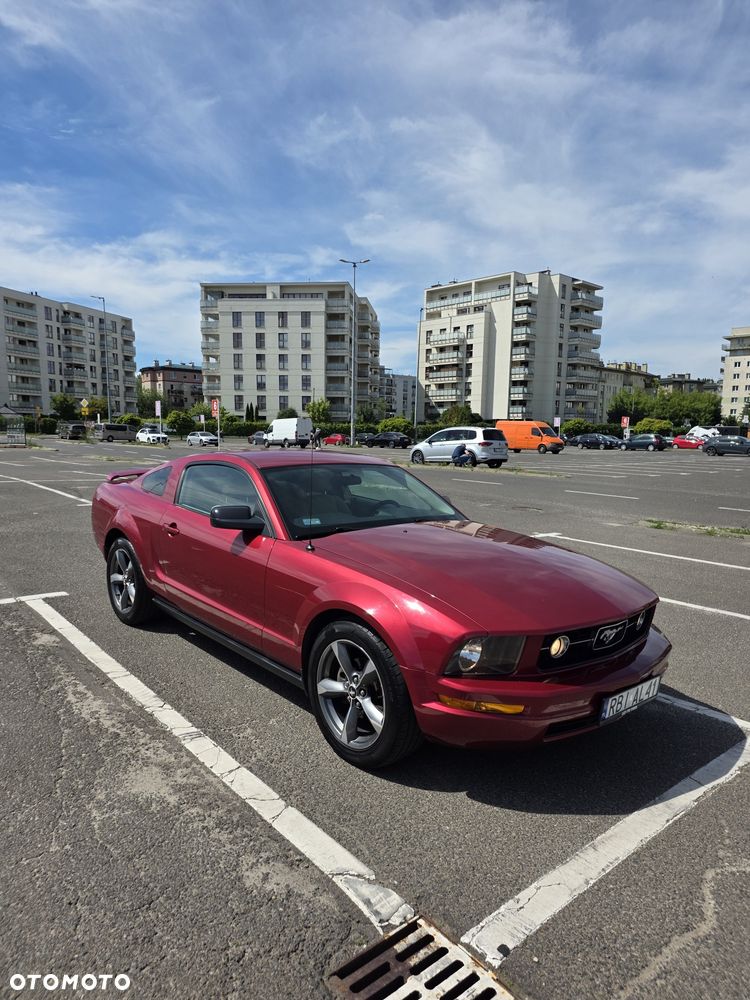 Ford Mustang - 1
