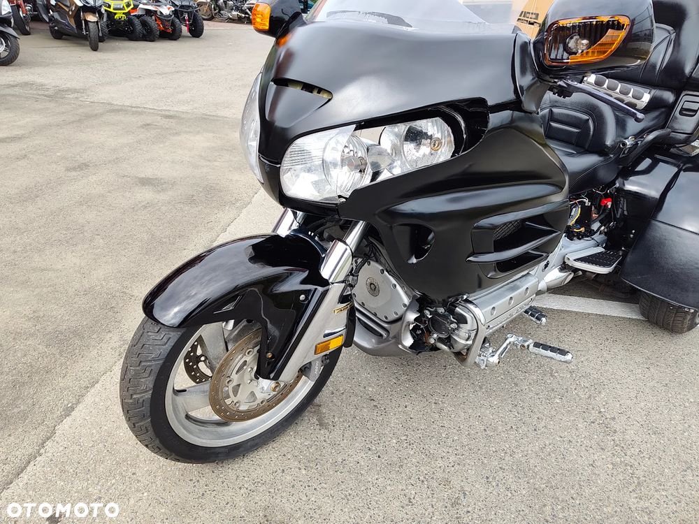 Honda GL - 8