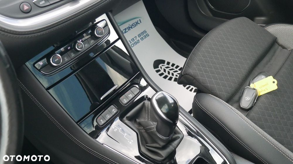 Opel Grandland X - 17