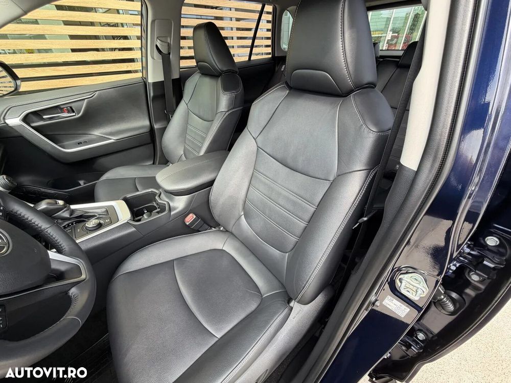 Toyota RAV4 2.5 VVT-iE 4x4 Luxury - 18