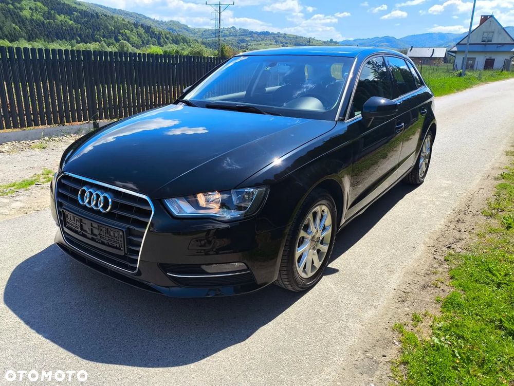 Audi A3 Sportback - 1