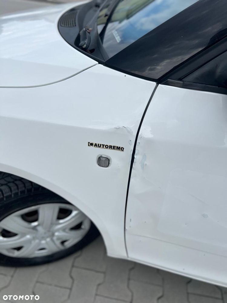 Skoda Fabia 1.4 16V Ambition - 13