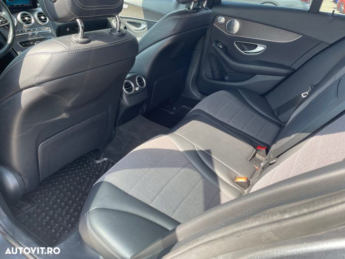 Mercedes-Benz C 220 d Aut - 14