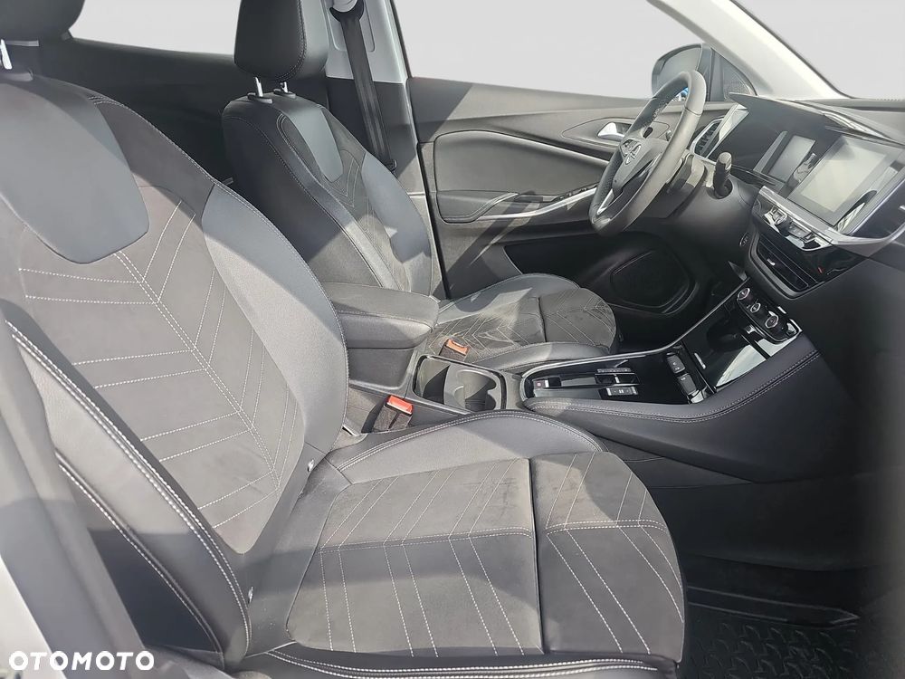 Opel Grandland X - 17