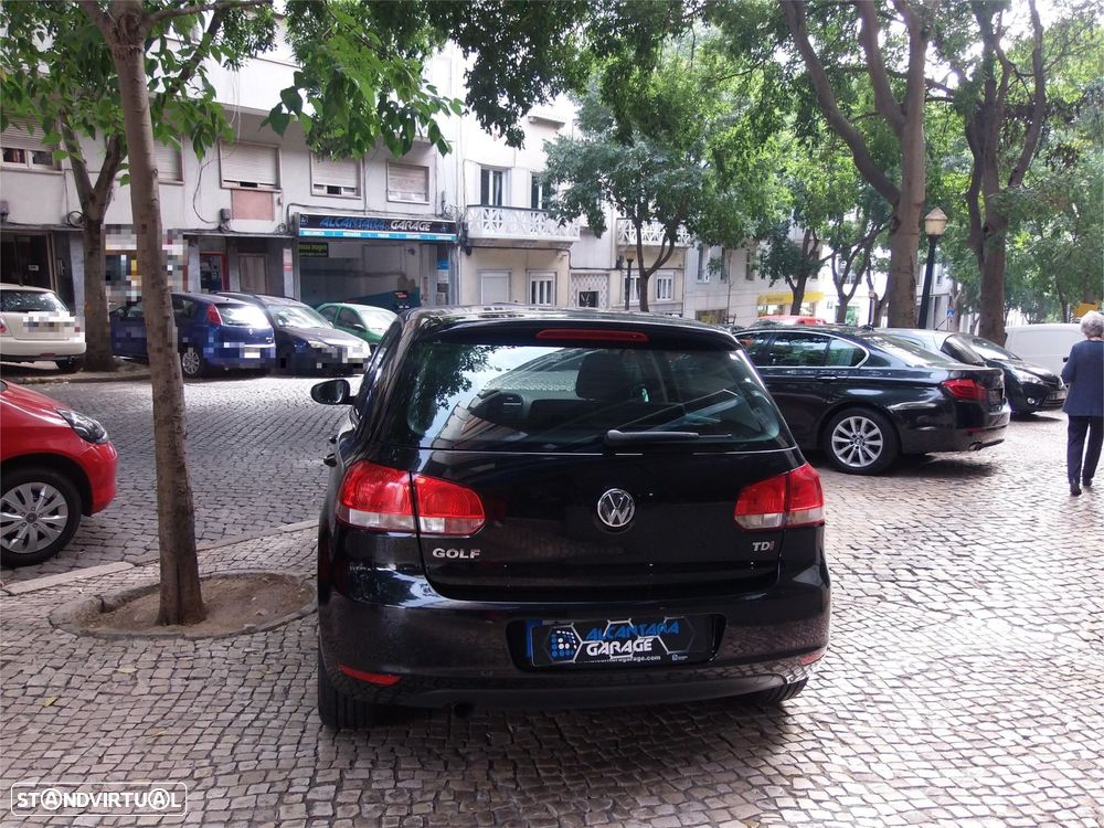 VW Golf 1.6 TDi Highline - 17