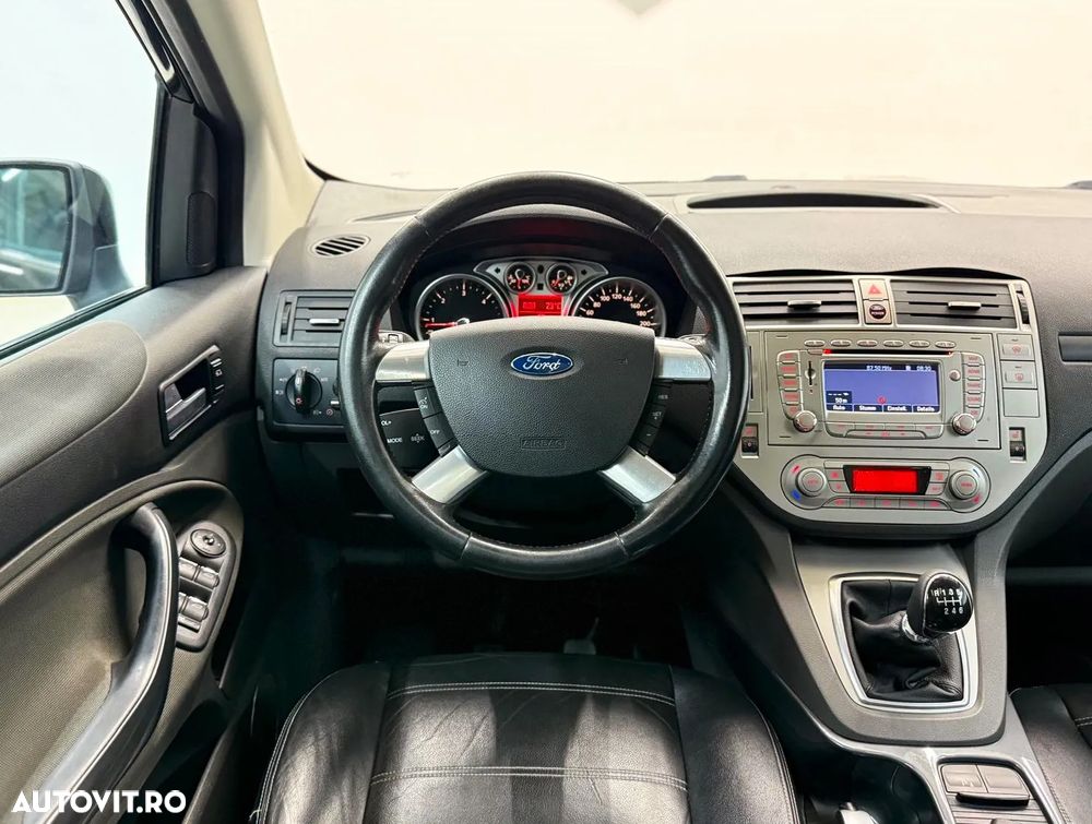 Ford Kuga 2.0 TDCi 4x4 Titanium - 7