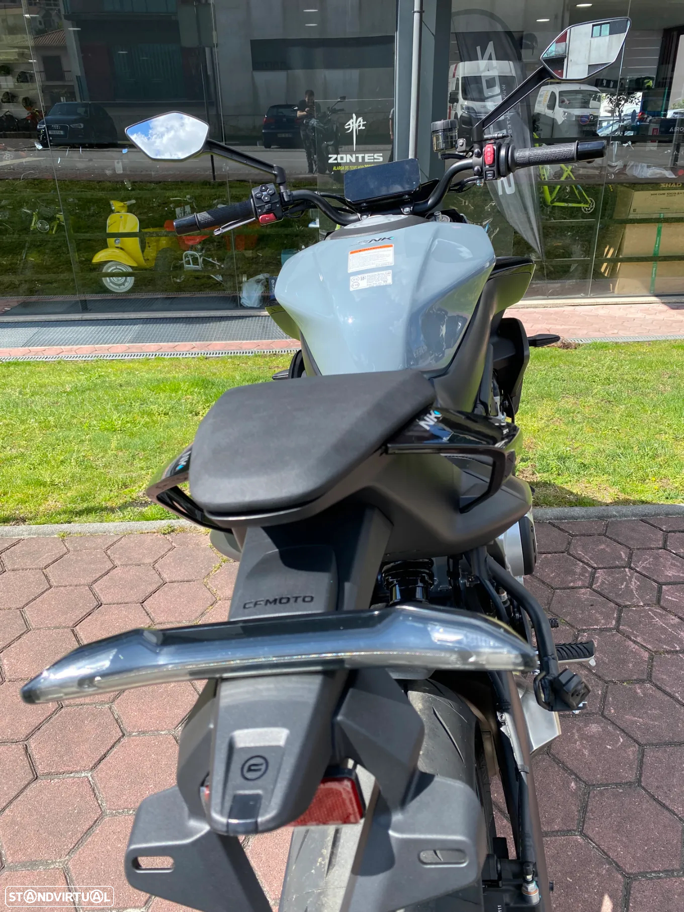 CF Moto 675NK NK 675 - 11