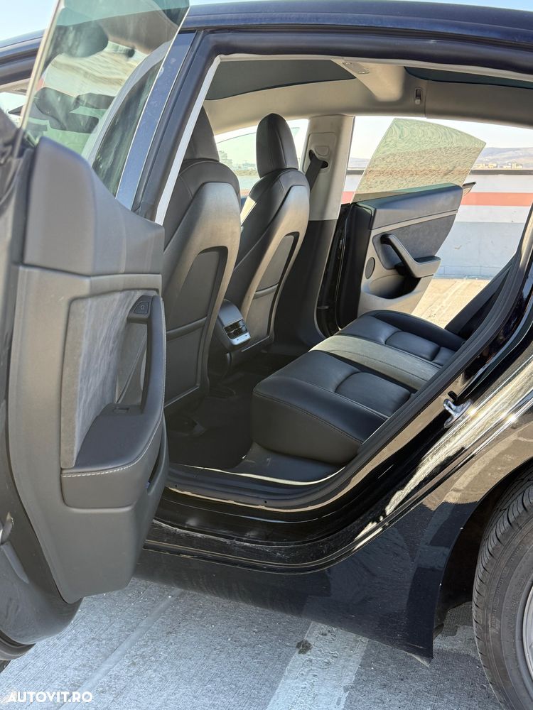 Tesla Model 3 Standard Reichweite Plus Hinterradantrieb - 12