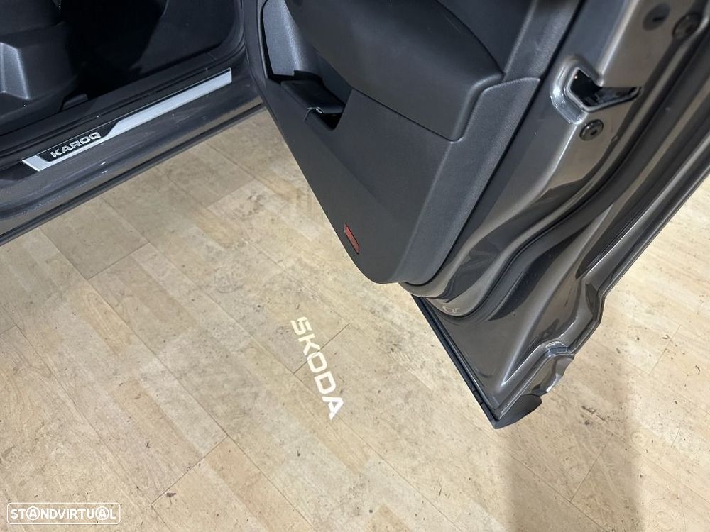 Skoda Karoq 1.0 TSI Sportline - 14