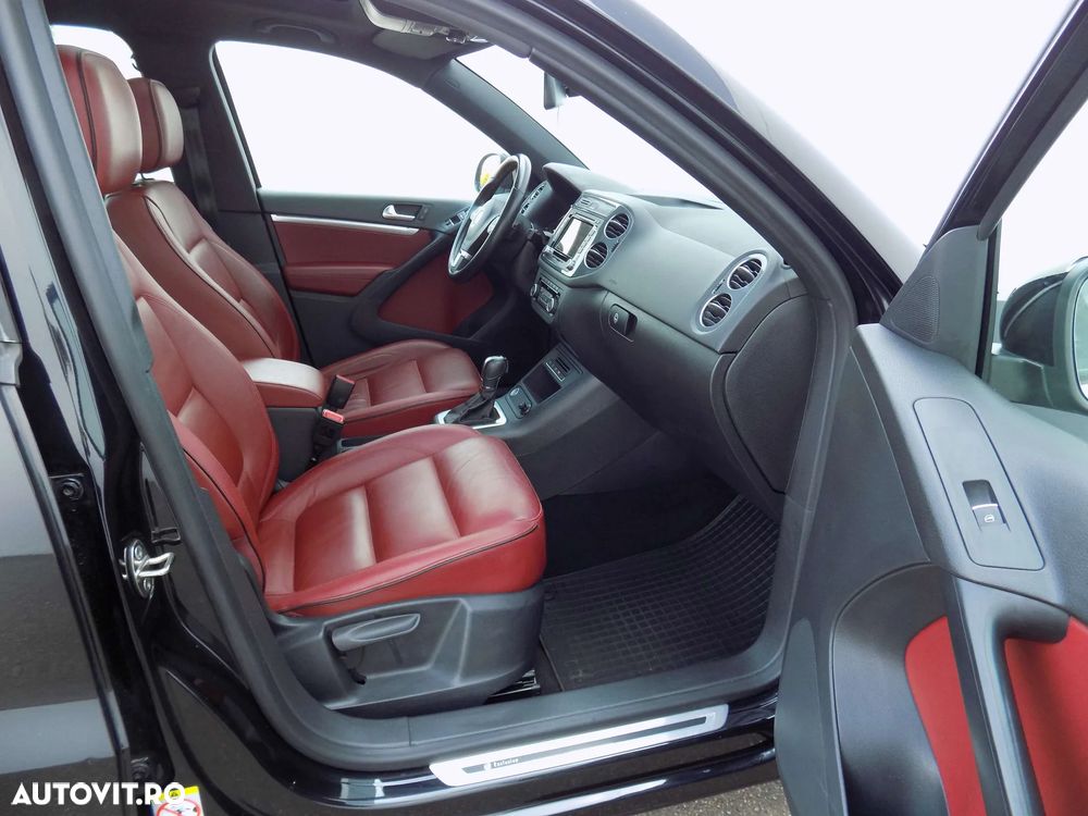 Volkswagen Tiguan 2.0 TDI DPF 4Motion BlueMotion Technology DSG Sport & Style - 27