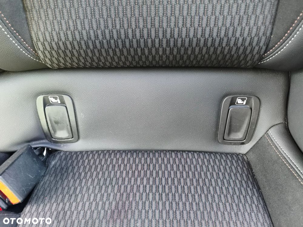 Opel Insignia - 13