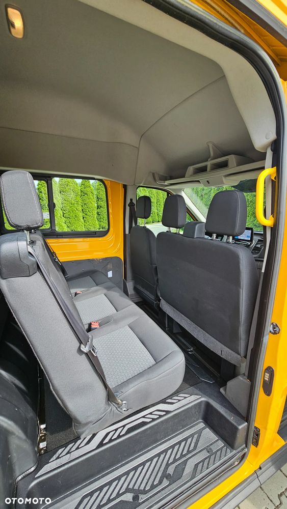 Ford Transit - 25