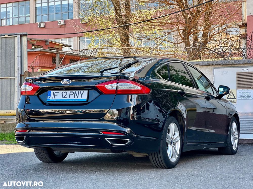 Ford Mondeo 2.0 TDCI PowerShift Titanium - 4