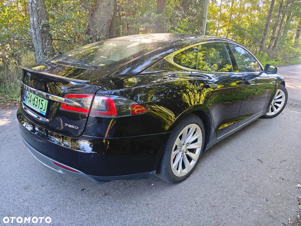 Tesla Model S Performance - 2