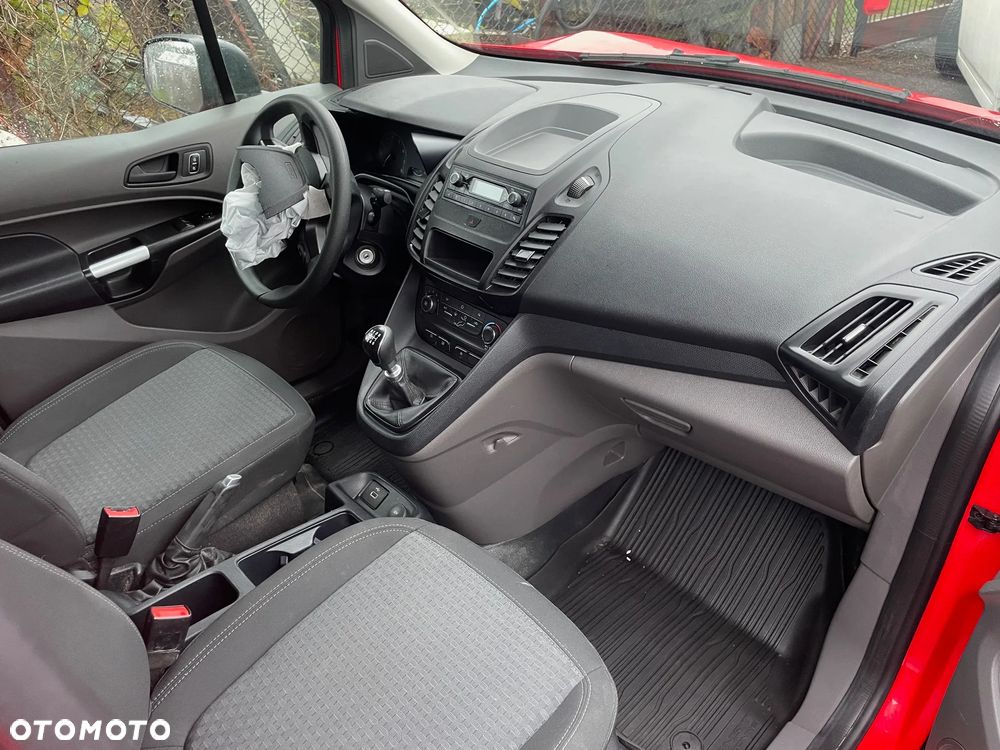 Ford Transit Connect - 4