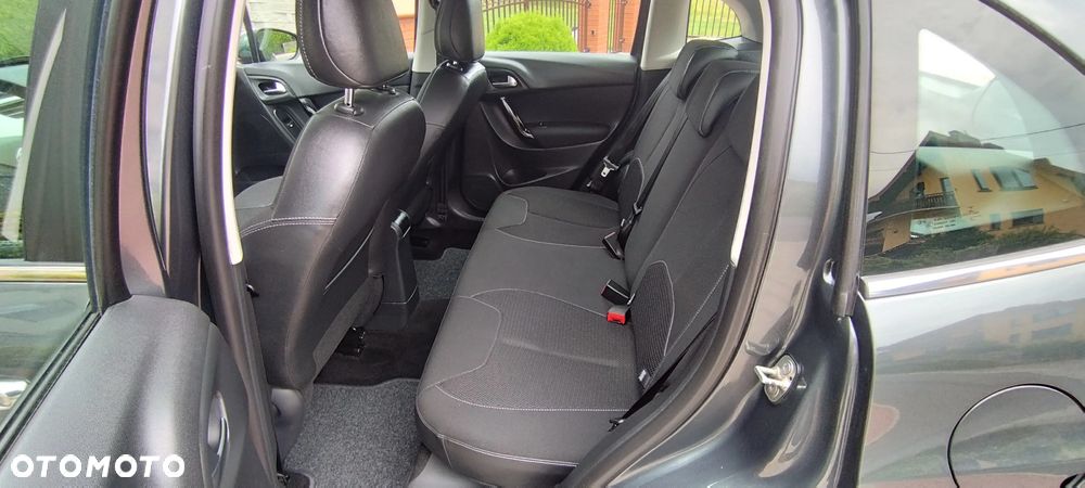 Citroën C3 e-HDi 90 FAP Exclusive - 12