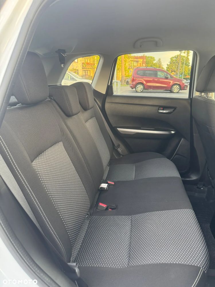 Suzuki Vitara 1.4 Boosterjet Elegance 4WD - 29