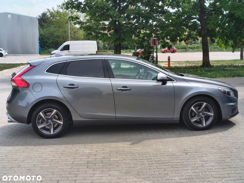 Volvo V40 D2 Kinetic - 14