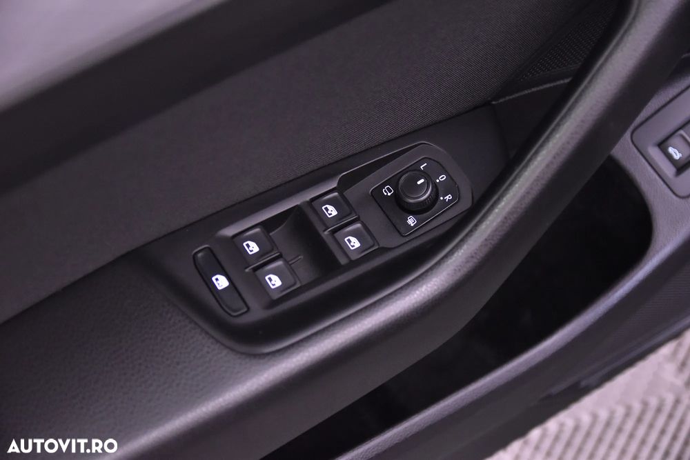 Volkswagen Passat - 14